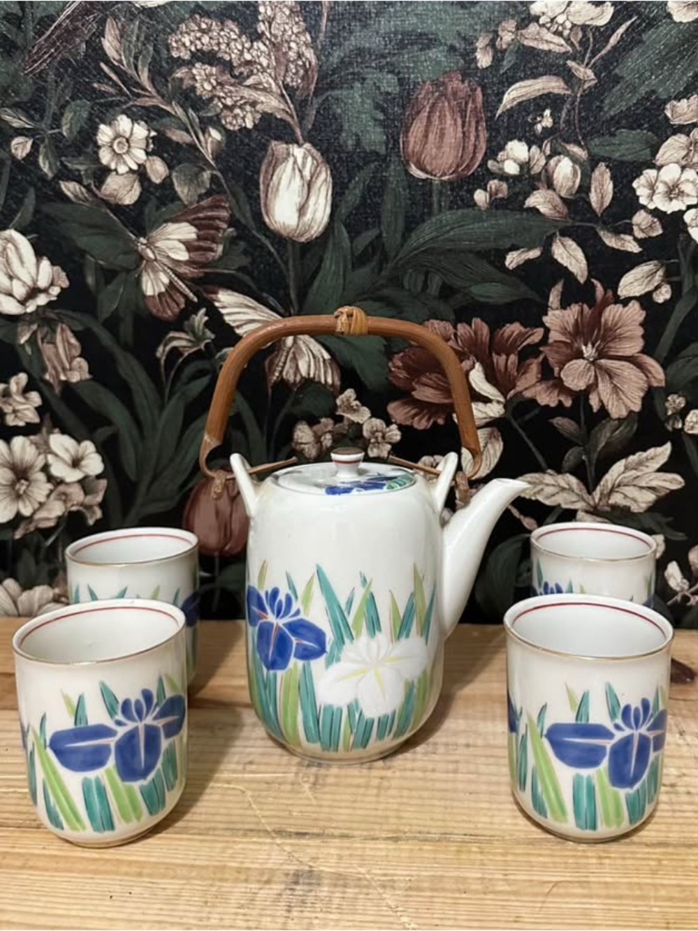 Tea set Japanese antique Iris floral tea set